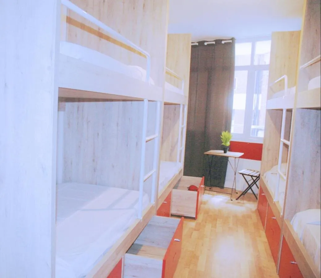 Break N Bed Hostel Barcelona