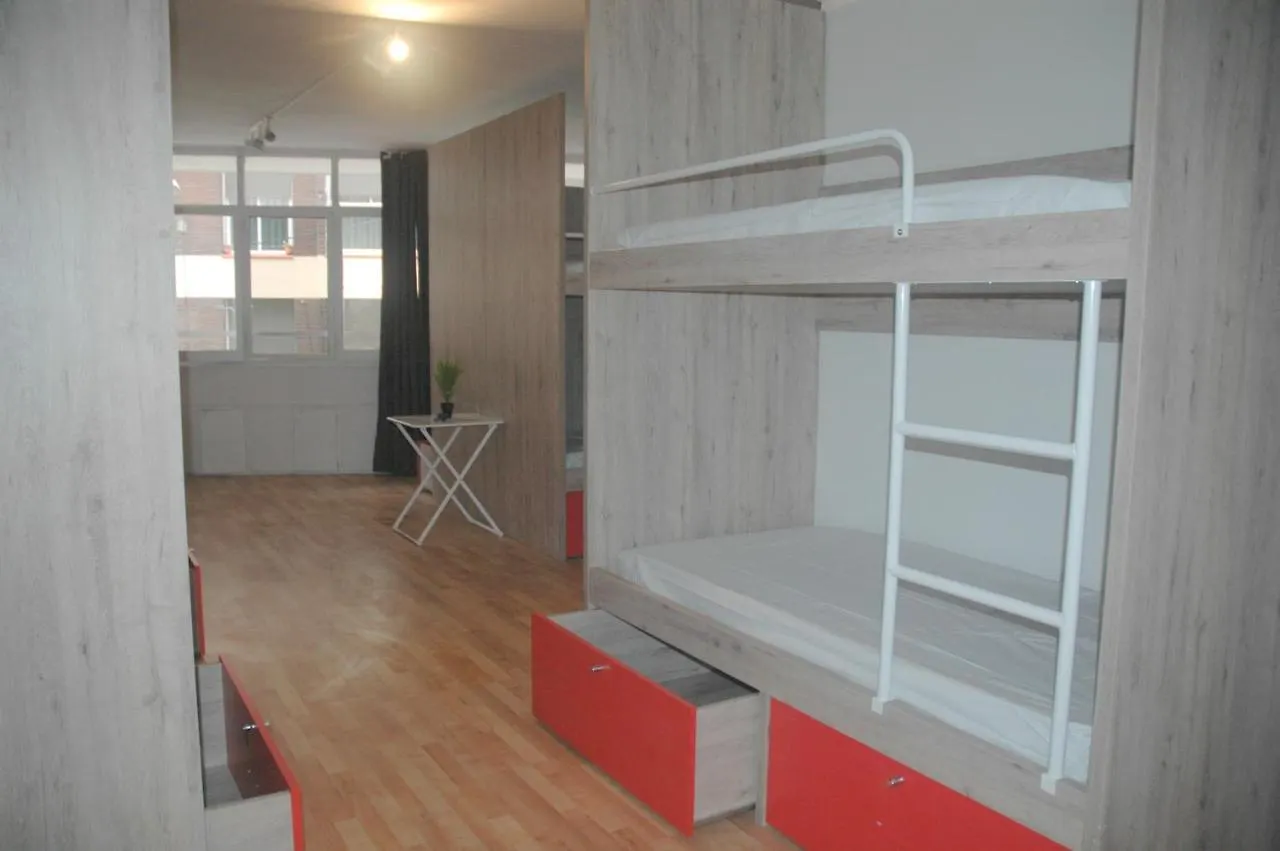 Break N Bed Hostel Barcelona